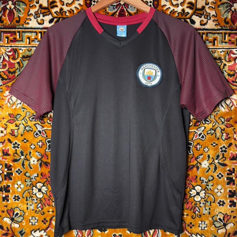 Manchester City Soccer Jersey Men’s size Small